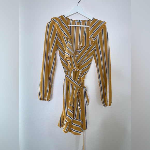 Stripped Dress - Picture 1 of 1